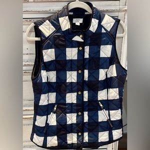 Crown & Ivy Quilted Vest Size Medium
